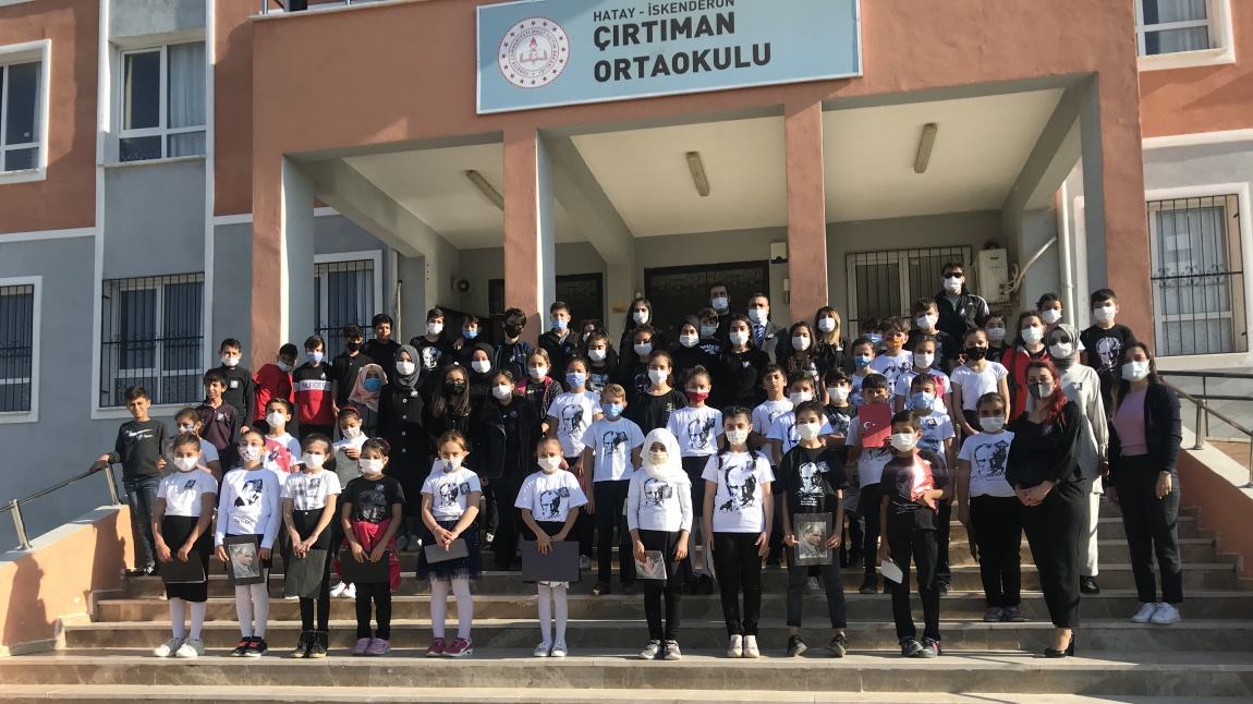 Cumhuriyetimizin kurucusu Gazi Mustafa Kemal Atatürk; vefatının 82. yıl dönümünde , okulumuz öğretmen ve öğrencilerimizin tarafından hazırlanan törenle anıldı..Bir kez daha rahmetle , minnetle özlemle yad ediyoruz..