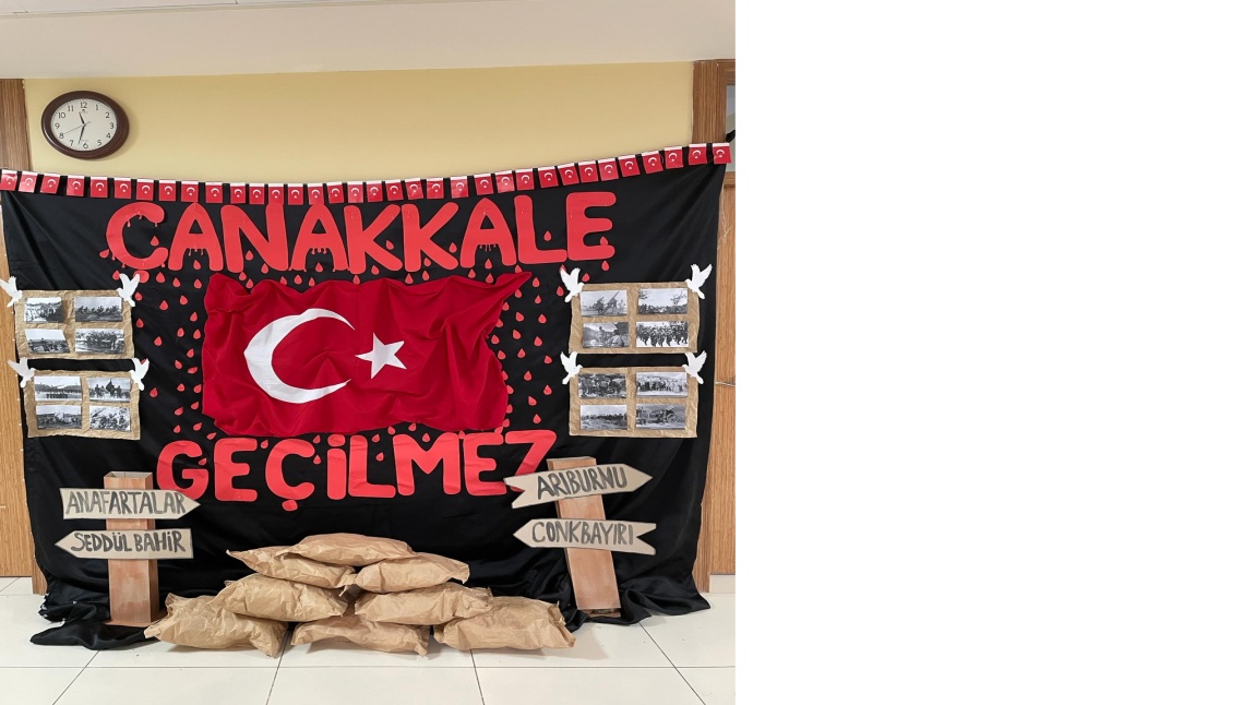 18 Mart Çanakkale Zaferi'nin 109. yıldönümünde Ulu Önder Mustafa Kemal Atatürk ve Kahraman Askerlerimizi saygı ve minnetle anıyoruz...